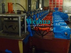 热镀锌波形防撞护栏板